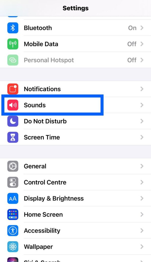 Some tricks to save your iPhone battery life now!