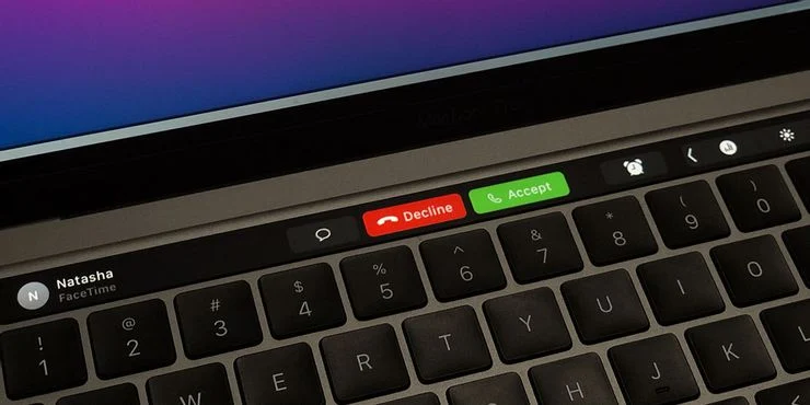 MacBook Pro Touch Bar facetime 