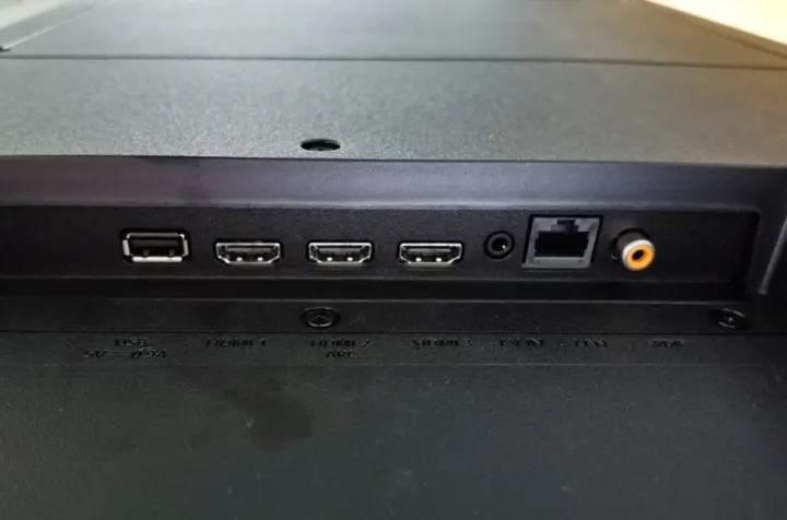 Huawei Vision S Connectivity and ports