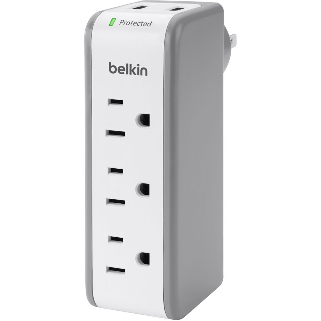 Belkin 3-outlet Mini Surge Protector with USB Ports