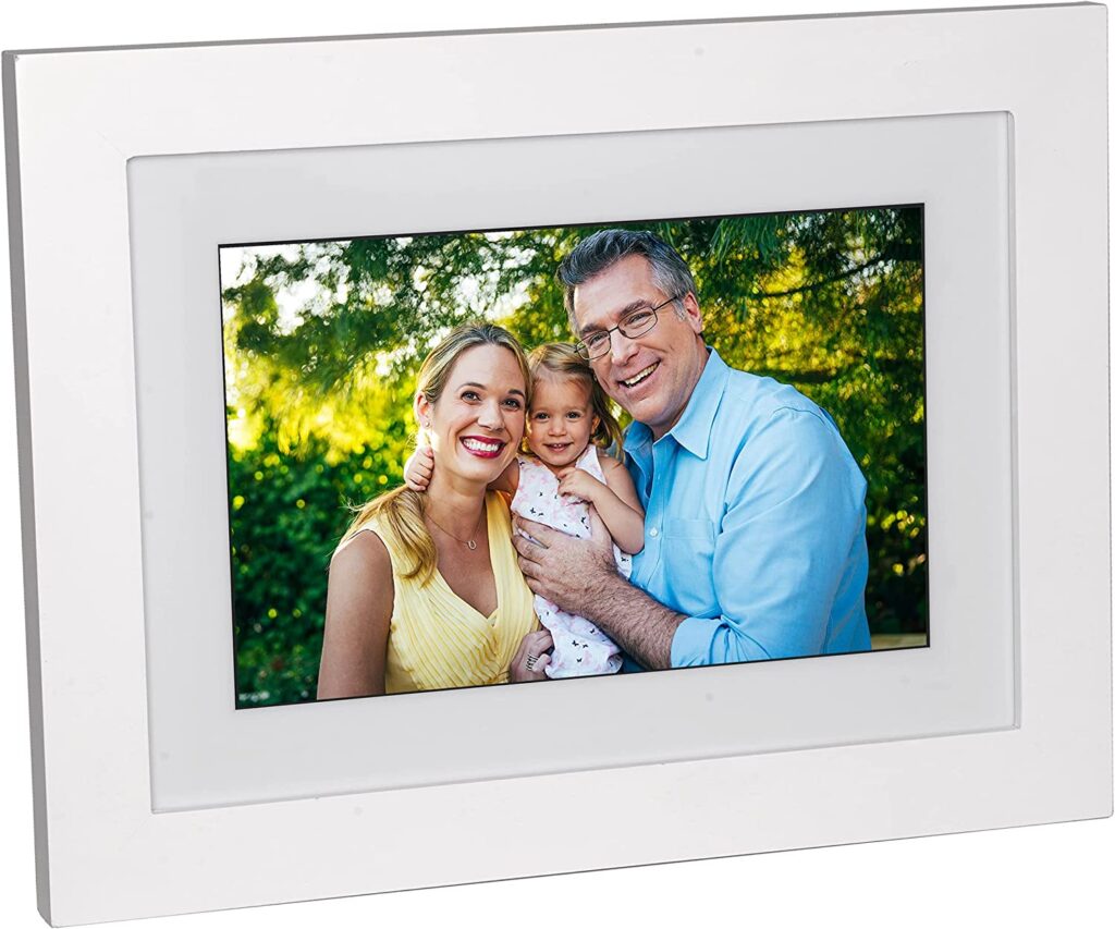 PhotoSpring 10 Digital Photo Frame: Price and availability