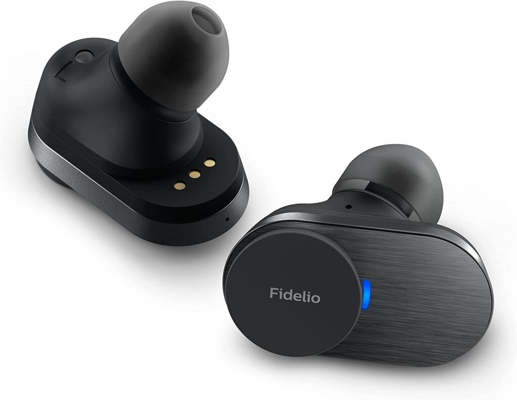 Philips Fidelio T1: Bigger the buds Louder the sound!