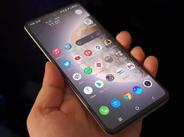 The screen of the Vivo iQoo 7 Legend