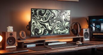 Best Monitors for Mac of 2022 to enhance your Mac experience!