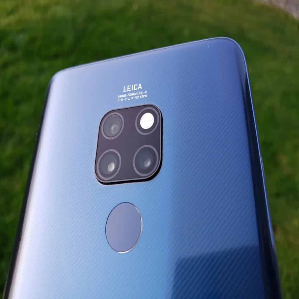 Huawei Mate 20 - A Feature-rich phone with a Dewdrop display!