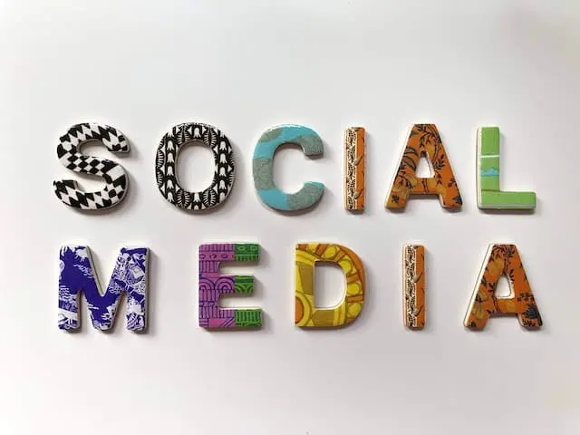 The Complete Guide to Social Media for Small Business